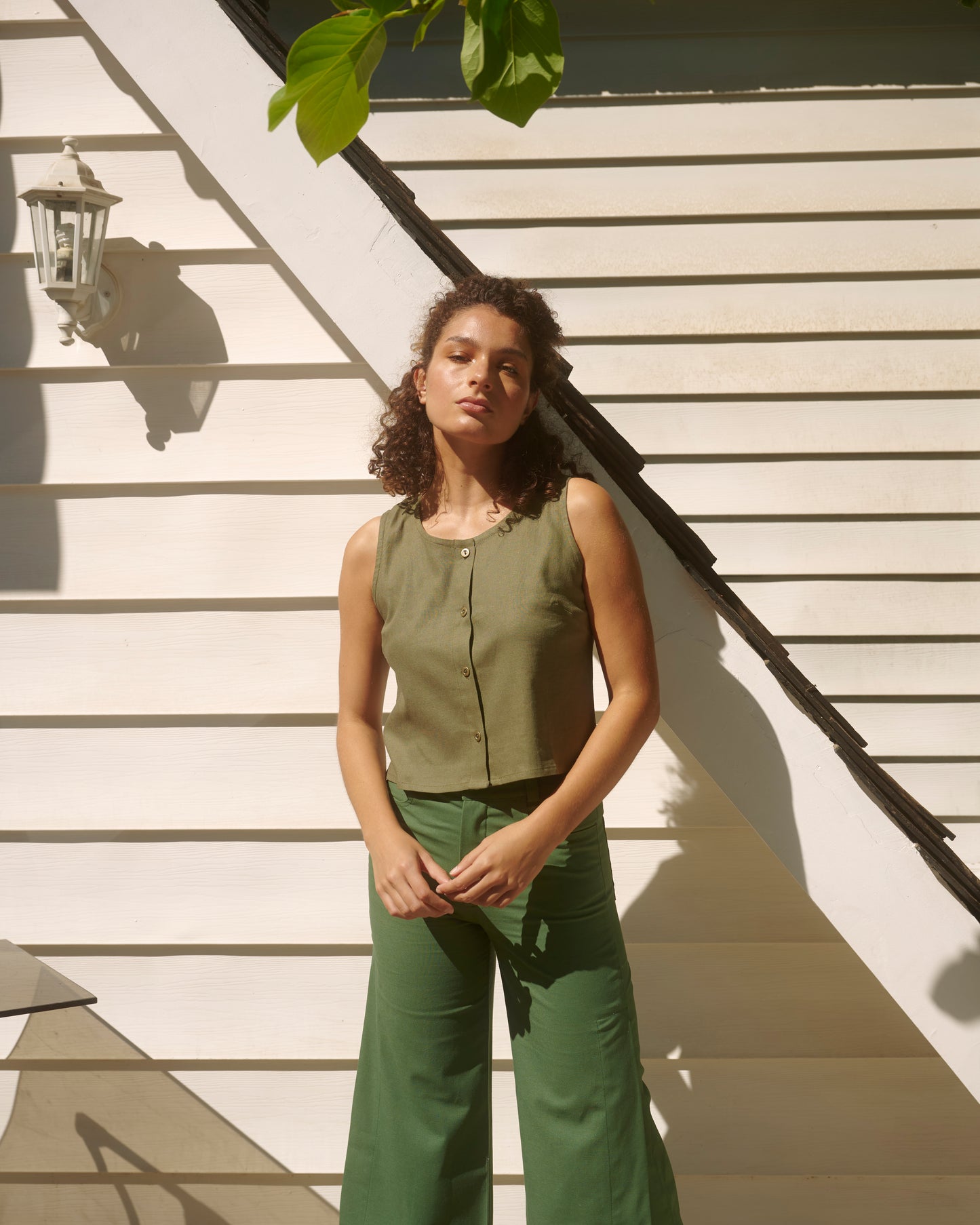 Blusa abotonada básica